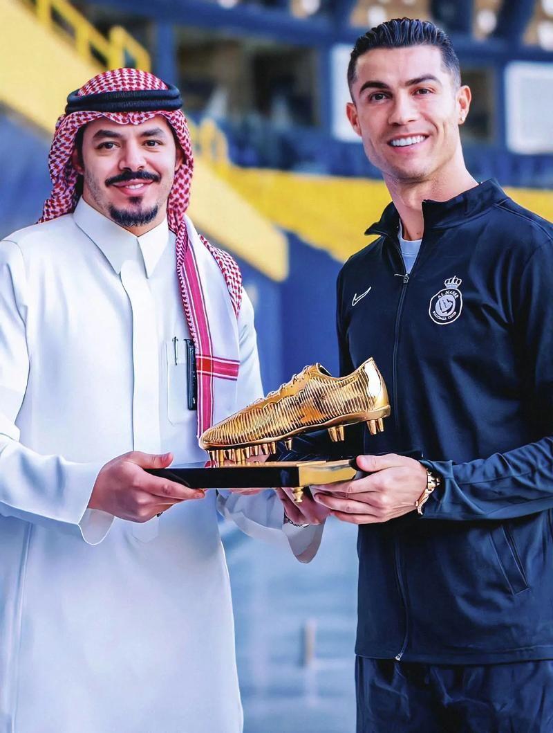 世界杯选手发挥出色,荣膺最佳MVP的简单介绍 世界杯选手发挥出色,荣膺最佳MVP的简单介绍