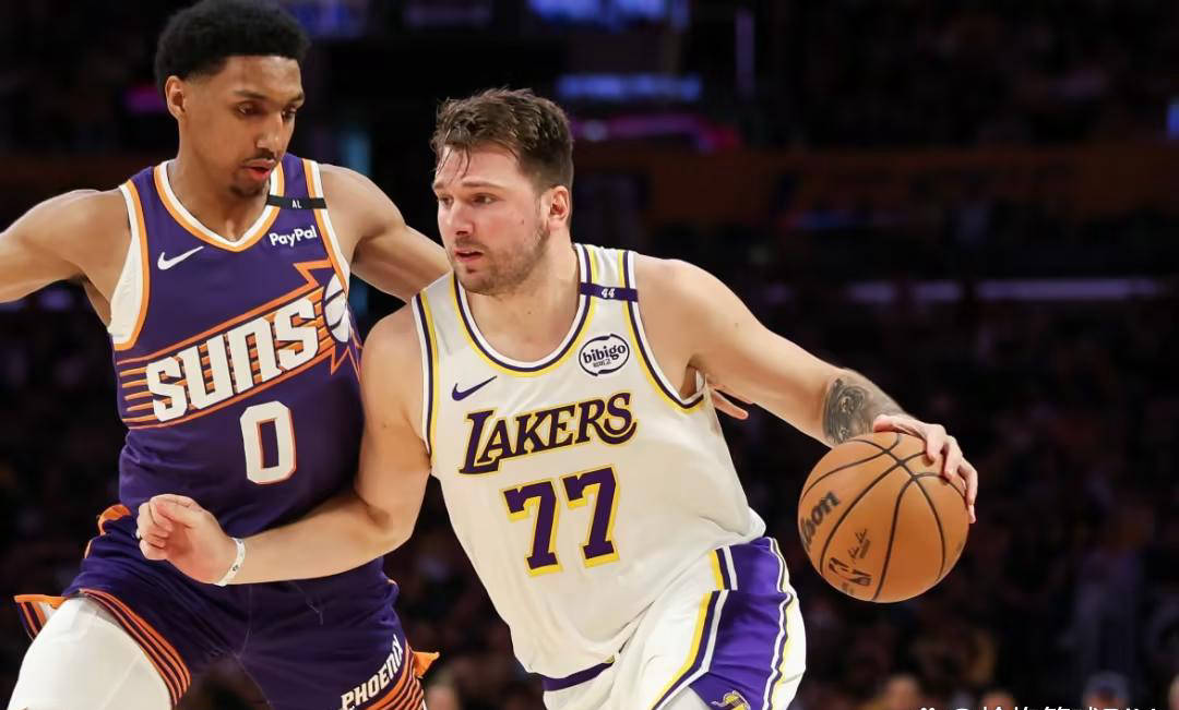 新疆队轻取辽宁队,东契奇扛起全队 新疆队轻取辽宁队,东契奇扛起全队