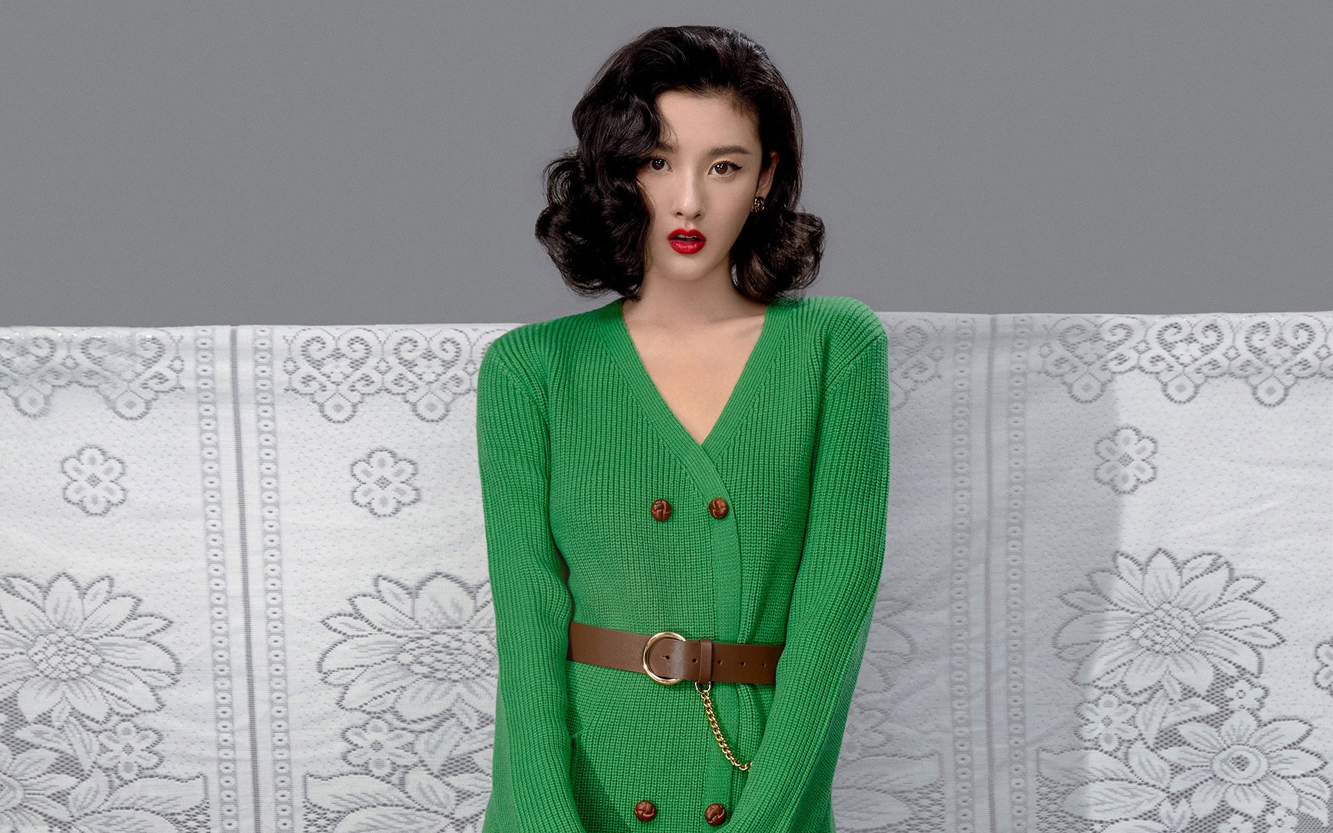 世界杯之夜，唯独他的球场下着雪