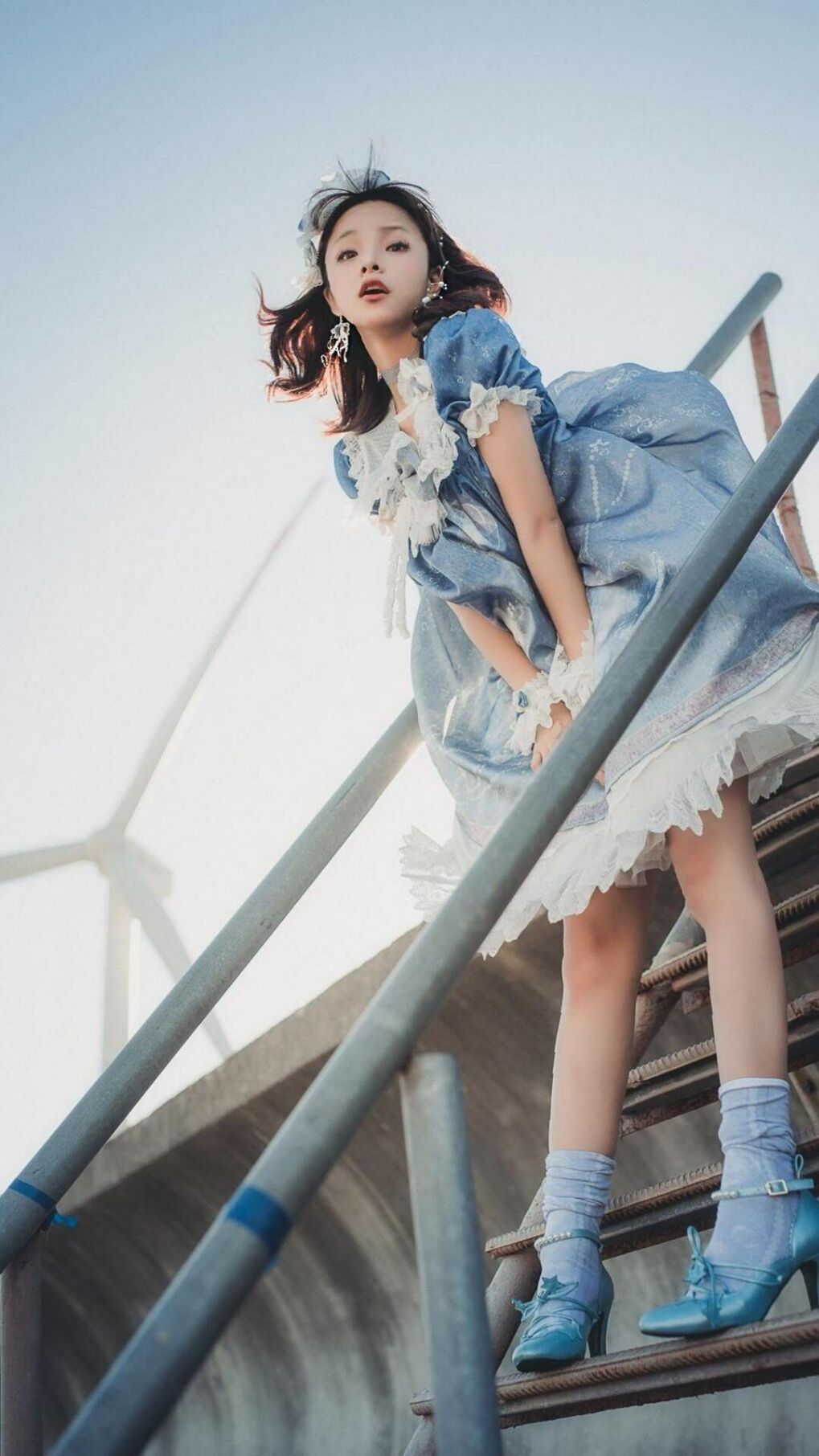 奥亚尔萨瓦尔头顶脚踢导演逆转，喀麦隆非洲雄狮怒吼晋级卡塔尔